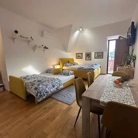 Apartment Apartman Jelena *